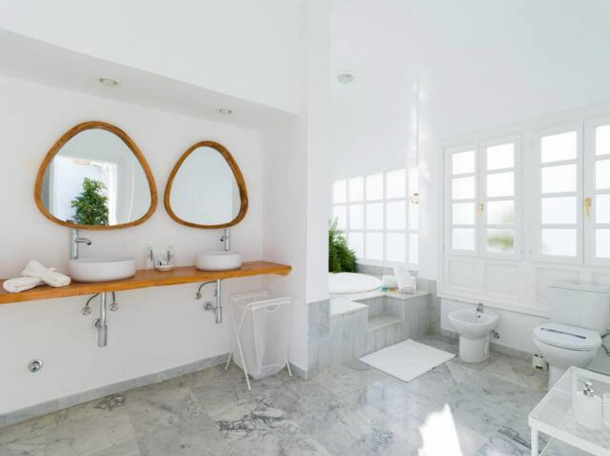 The Patio House Comfort And Style At Pasito Blanco Exteriör bild